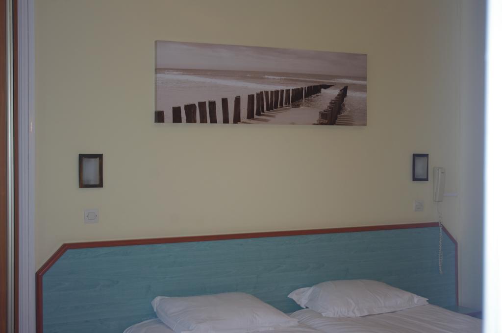 Hotel Des Bains سان-جان-لو-توماس المظهر الخارجي الصورة
